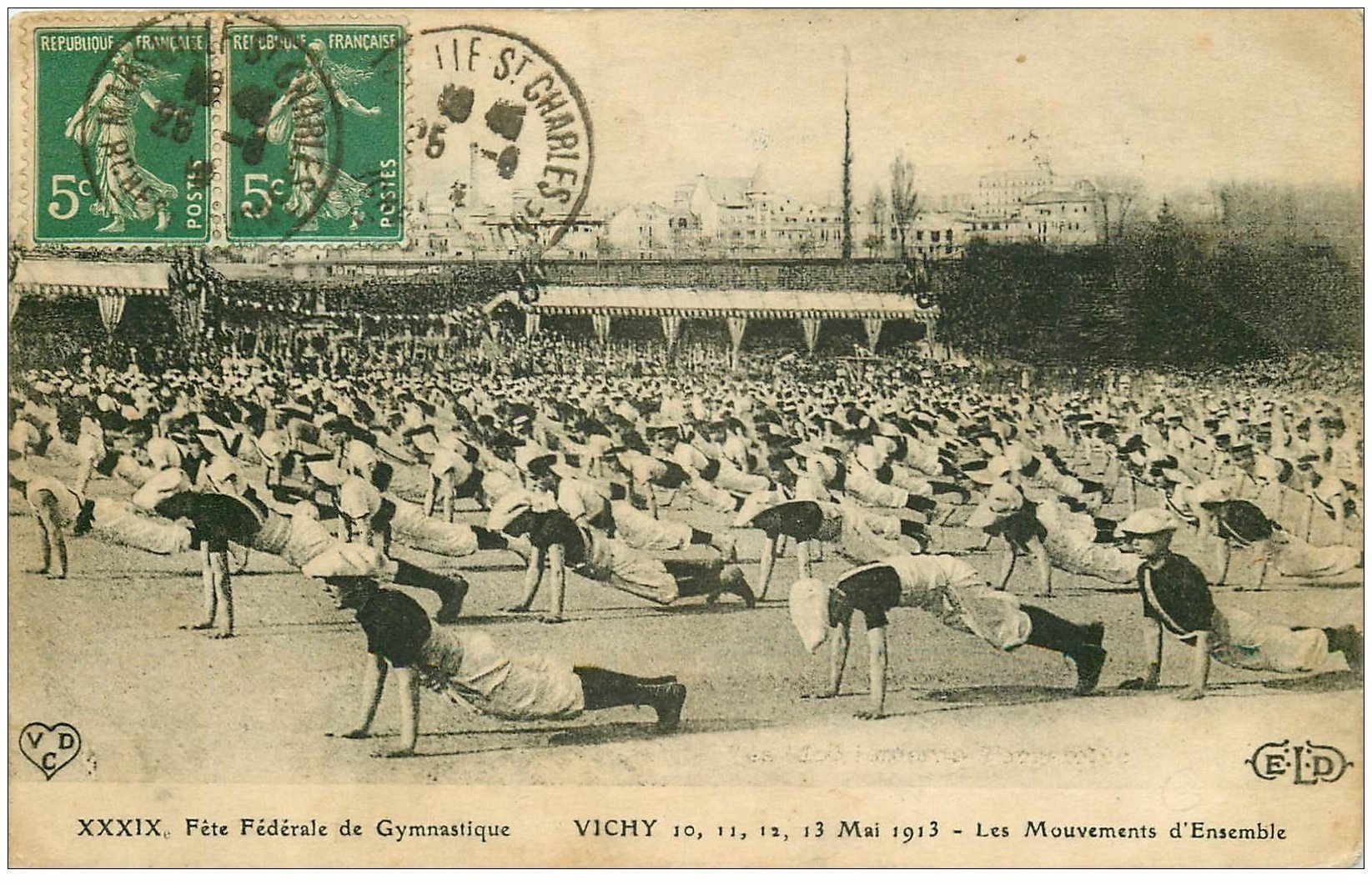 carte postale ancienne 03 VICHY. Fête Fédérale Gymnastique 1916. Mouvements d'Ensemble