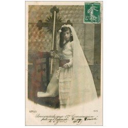 carte postale ancienne 28 CRECY-COUVE par TREON. Communiante 1909. Carte émaillographie rare Famille Chéreau