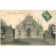 carte postale ancienne 28 DREUX. Chapelle Saint-Louis Enfants assis sur muret