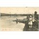 carte postale ancienne 03 VICHY. Jeunes Pêcheuses Bords de l'Allier 1915