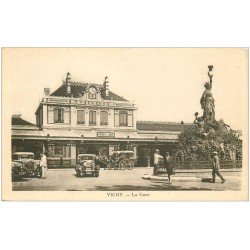 carte postale ancienne 03 VICHY. La Gare