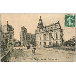 carte postale ancienne 28 DREUX. Mairie et Eglise Saint-Pierre 1909