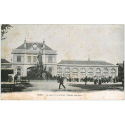 carte postale ancienne 03 VICHY. La Gare et Statue