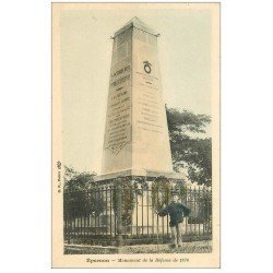 carte postale ancienne 28 EPERNON. Monument de la Défense