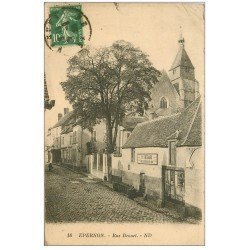 carte postale ancienne 28 EPERNON. Rue Drouet 1924. Besnard Vins et Spiritueux