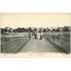 carte postale ancienne 03 VICHY. La Passerelle