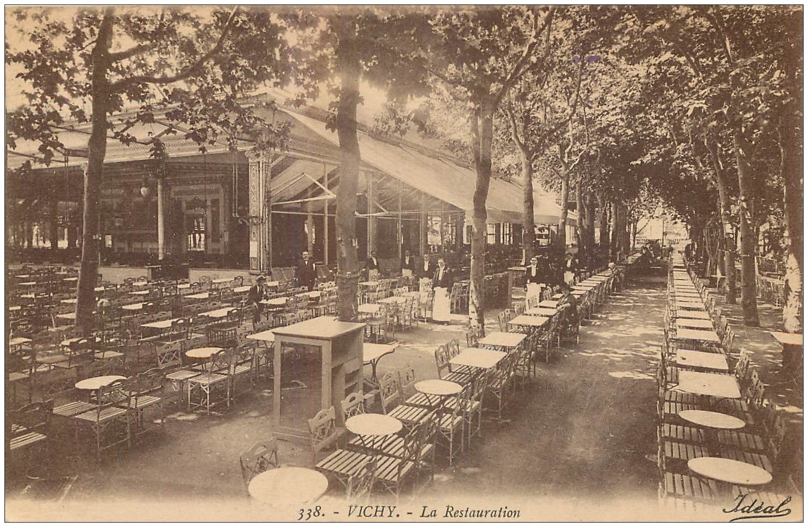 carte postale ancienne 03 VICHY. La Restauration 1923