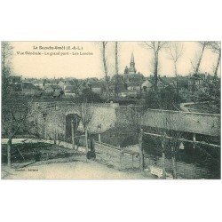 carte postale ancienne 28 LA BAZOCHE-GOUET. Grand Pont et Lavoirs