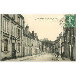carte postale ancienne 28 NOGENT-LE-ROTROU. La Tournée du Facteur Rue Saint-Laurent 1916