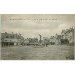 carte postale ancienne 28 NOGENT-LE-ROTROU. Place Hôtel de Ville 1918. Magasin A La Glaneuse