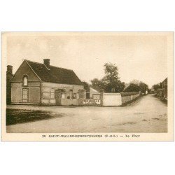 carte postale ancienne 28 SAINT-JEAN-DE-REBERVILLIERS. La Place