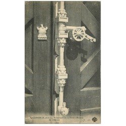 carte postale ancienne 28 VILLEBON. Le Château. Fermeture Porte Entrée