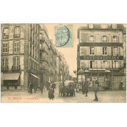 carte postale ancienne 29 BREST. Grand Rue 1906. Pharmacie Eaux Gazeuses et Charcuterie