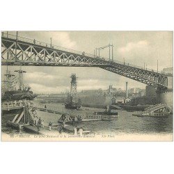 carte postale ancienne 29 BREST. Pont National et Passerelle flottante