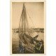 carte postale ancienne 29 CONCARNEAU. Sardiniers au Port 1930 (défaut)