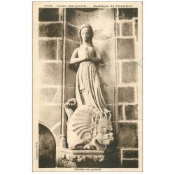 carte postale ancienne 29 FOLGOET. Basilique. Statue Sainte-Marguerite