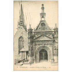 carte postale ancienne 29 GUIMILAU. Portail et Clocher Eglise 1923