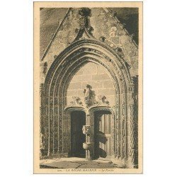 carte postale ancienne 29 LA ROCHE-MAURICE. Porche Eglise