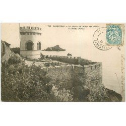 carte postale ancienne 29 LOCQUIREC. Fortin Hôtel des Bains vers 1905. La Roche Percée