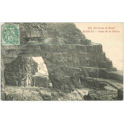 carte postale ancienne 29 MORGAT. Grotte de la Chèvre 1907