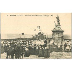 carte postale ancienne 29 POINTE DU RAZ. Pardon Notre-Dame des Naufragés