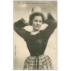 carte postale ancienne 29 PONT-AVEN. Rêverie de Jeune Fille 1906