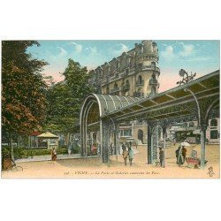 carte postale ancienne 03 VICHY. Parc Galeries Couvertes