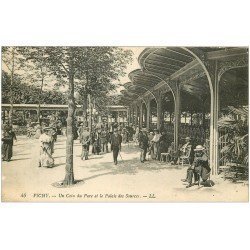 carte postale ancienne 03 VICHY. Parc Palais des Sources