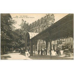 carte postale ancienne 03 VICHY. Passage couvert et hôtel Astoria