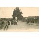 carte postale ancienne 03 VICHY. Paysannes allant au Marché 1911