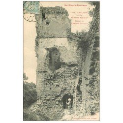carte postale ancienne 31 MAURAN. Ruines du Château 1903 animation