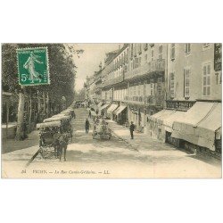 carte postale ancienne 03 VICHY. Rue Cunin Gridaine. Gondaud Coiffeur et Fiacres