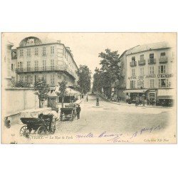 carte postale ancienne 03 VICHY. Rue de Paris 1903. Papeterie Tabac Journaux