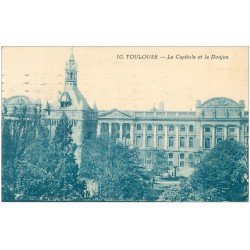 carte postale ancienne 31 TOULOUSE. Capitole et Donjon 1923