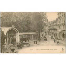 carte postale ancienne 03 VICHY. Rue Wilson Galerie Couvertes. Livraison de charbon