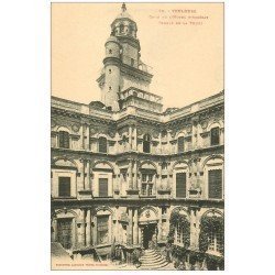 carte postale ancienne 31 TOULOUSE. Hôtel Assezat angle Tour