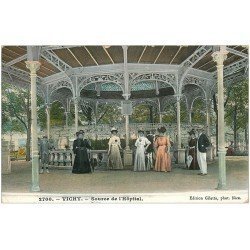 carte postale ancienne 03 VICHY. Source de l'Hôpital n° 2700 Giletta 1909