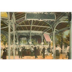 carte postale ancienne 03 VICHY. Source de l'Hôpital n°624 1917 (mini pli coin gauche)...