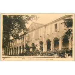 32 BARBOTAN. Grand Hôtel des Thermes petite animation