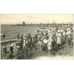 carte postale ancienne 33 ARCACHON. La Plage animée