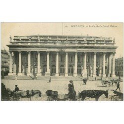 carte postale ancienne 33 BORDEAUX. Grand Théâtre Fiacre Taxis