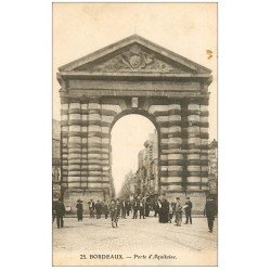 carte postale ancienne 33 BORDEAUX. Porte d'Aquitaine animée