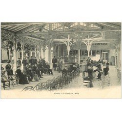 carte postale ancienne 03 VICHY. Source Lardy intérieur
