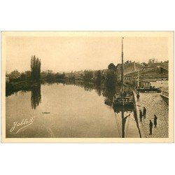 carte postale ancienne 33 LIBOURNE. Bateau Péniche bords de l'Isle