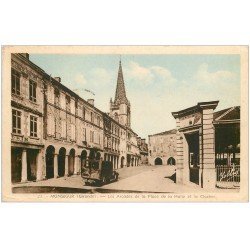 carte postale ancienne 33 MONSEGUR. Clocher Place de la Halle 1948. Pharmacie