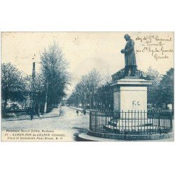 carte postale ancienne 33 SAINT-FOY-LA-GRANDE. Place Monument Broca