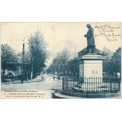 carte postale ancienne 33 SAINT-FOY-LA-GRANDE. Place Monument Broca