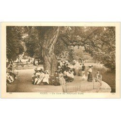 carte postale ancienne 03 VICHY. Un Coin du nouveau Parc. Carte impeccable et vierge