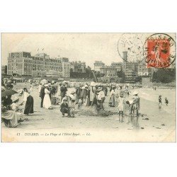 35 DINARD. Plage Hôtel Royal 1911. Jeune vendeur ambulant