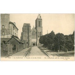 carte postale ancienne 35 DOL. Cathédrale Jardin Public